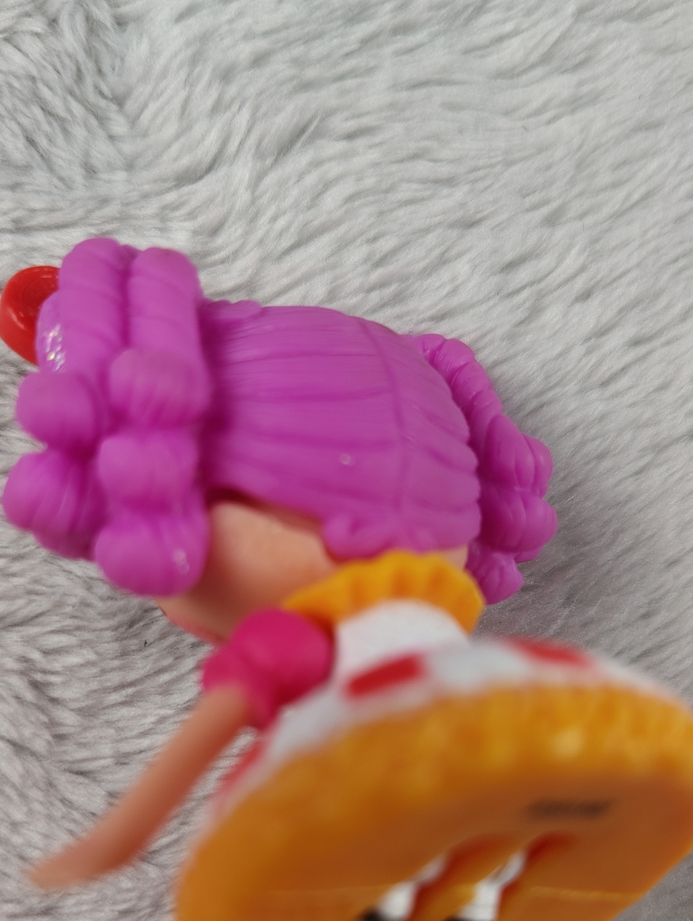 MGA Entertainment Lalaloopsy Super Silly Party Peanut Big Top Mini Doll - Picture 4 of 9